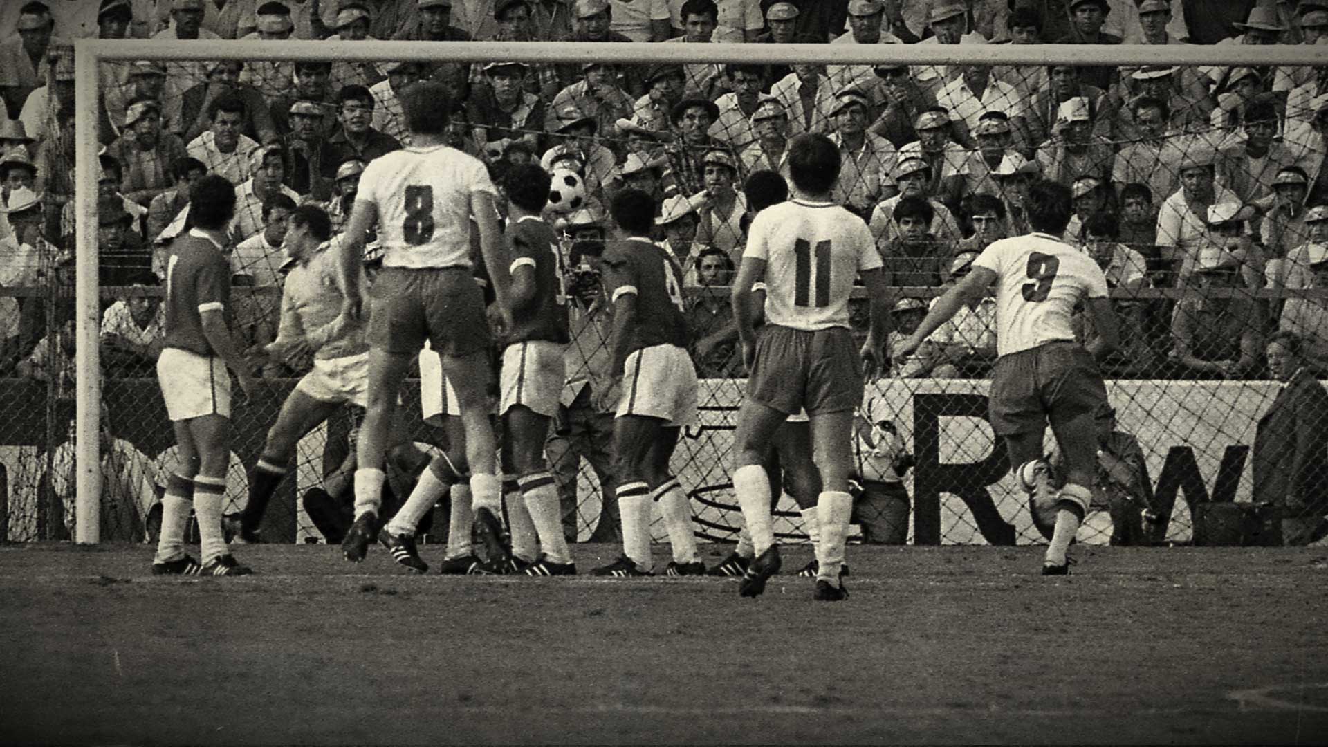 Perú vs. Bulgaria en México 70